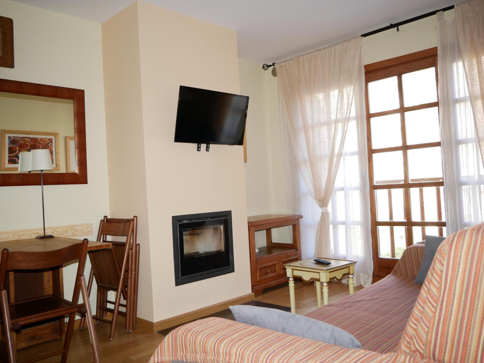 Francoli-Vacances Pirinenca Канилло Экстерьер фото